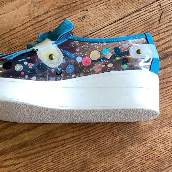 Never worn Minimarket Blue Suede Shoes with tassels and fringe US size 10 - Picture 3 of 8